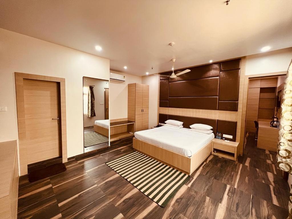 Hotel Starway Balasore Exterior foto